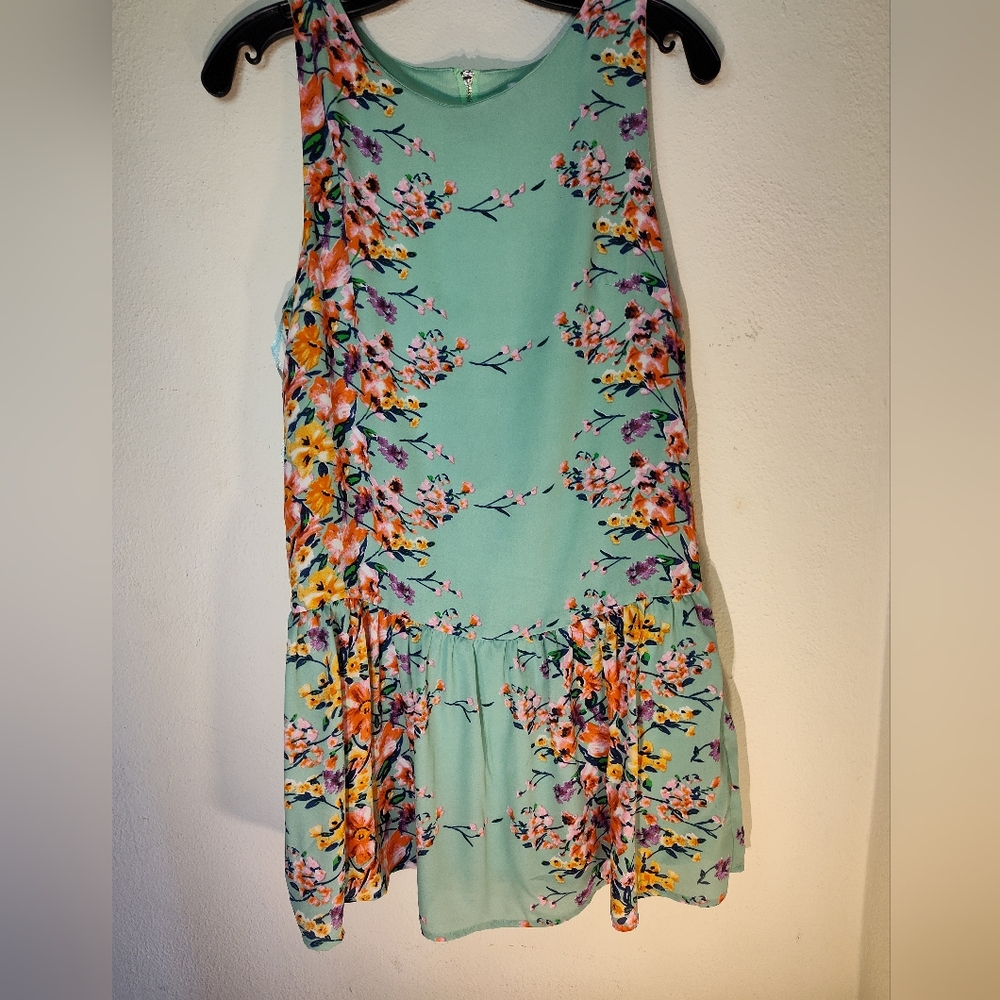 Tobi Green Floral Print Sleeveless Size Medium